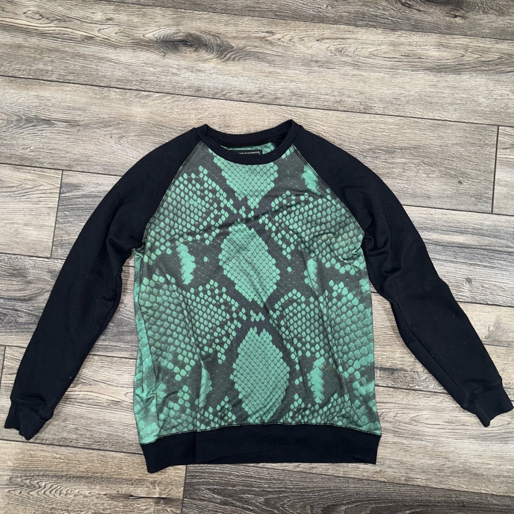 Dexter M Green and Black snakeskin Patterned Sweatshirt medium hoodie pull over